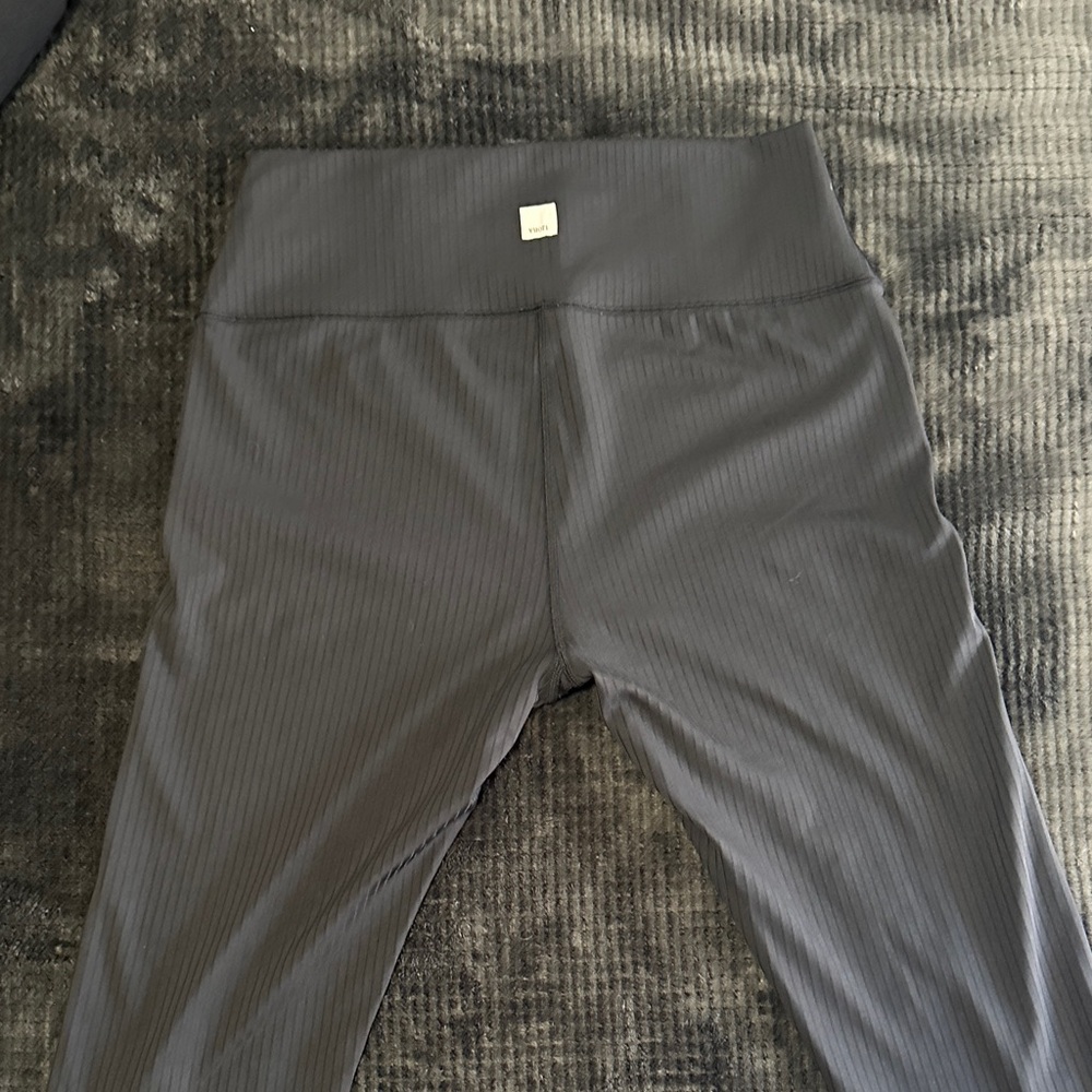 Vuori Inversion Rib Legging - Picture 5 of 6